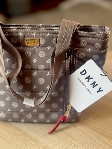 Dkny signature lunch bags - signature,